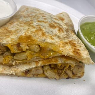 Pollo Asado Quesadilla